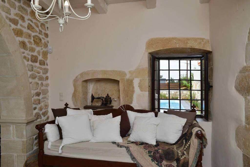 Villa Christini A Luxury Villa With Amazing Views Tzitzifés Eksteriør billede